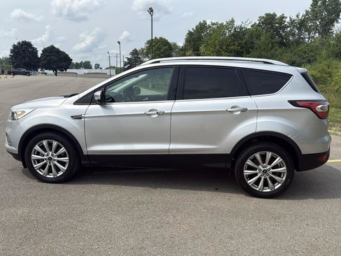 Used 2017 Ford Escape Titanium w/ Canadian Touring Package FWD image 8