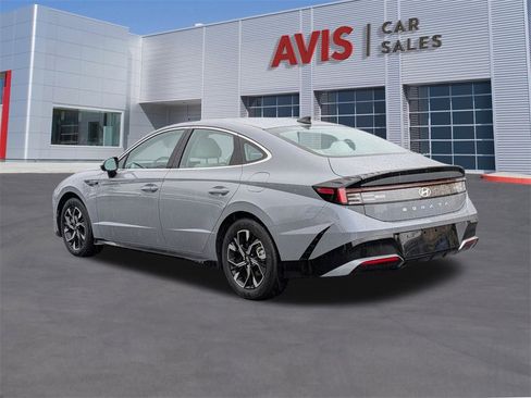 Used 2025 Hyundai Sonata SEL image 9