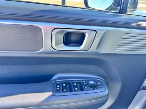 Used 2024 Hyundai Santa Fe XRT image 15