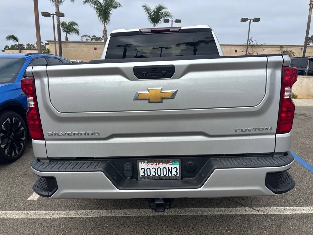 Used 2022 Chevrolet Silverado 1500 Custom AWD/4WD image 5