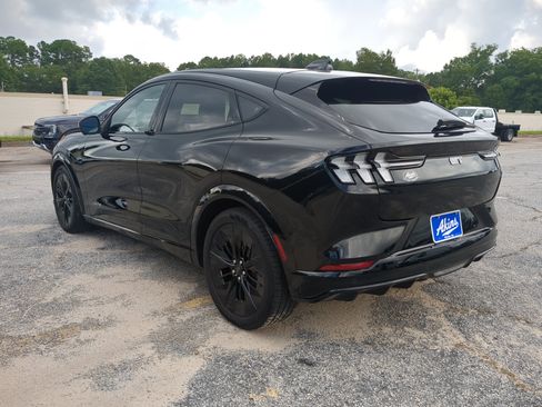 Certified 2025 Ford Mustang Mach-E GT AWD/4WD image 5