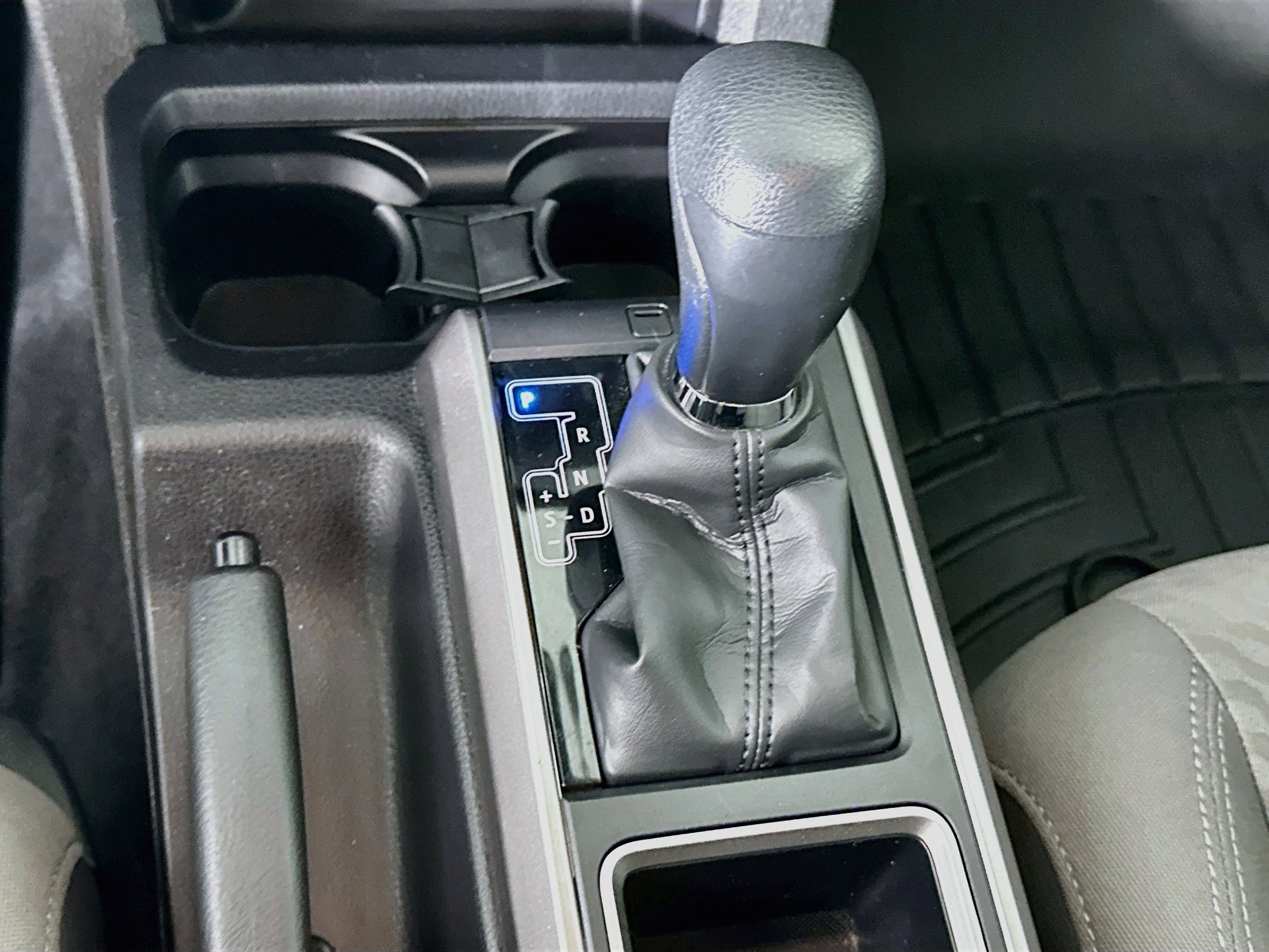 Used 2023 Toyota Tacoma SR5 RWD image 24