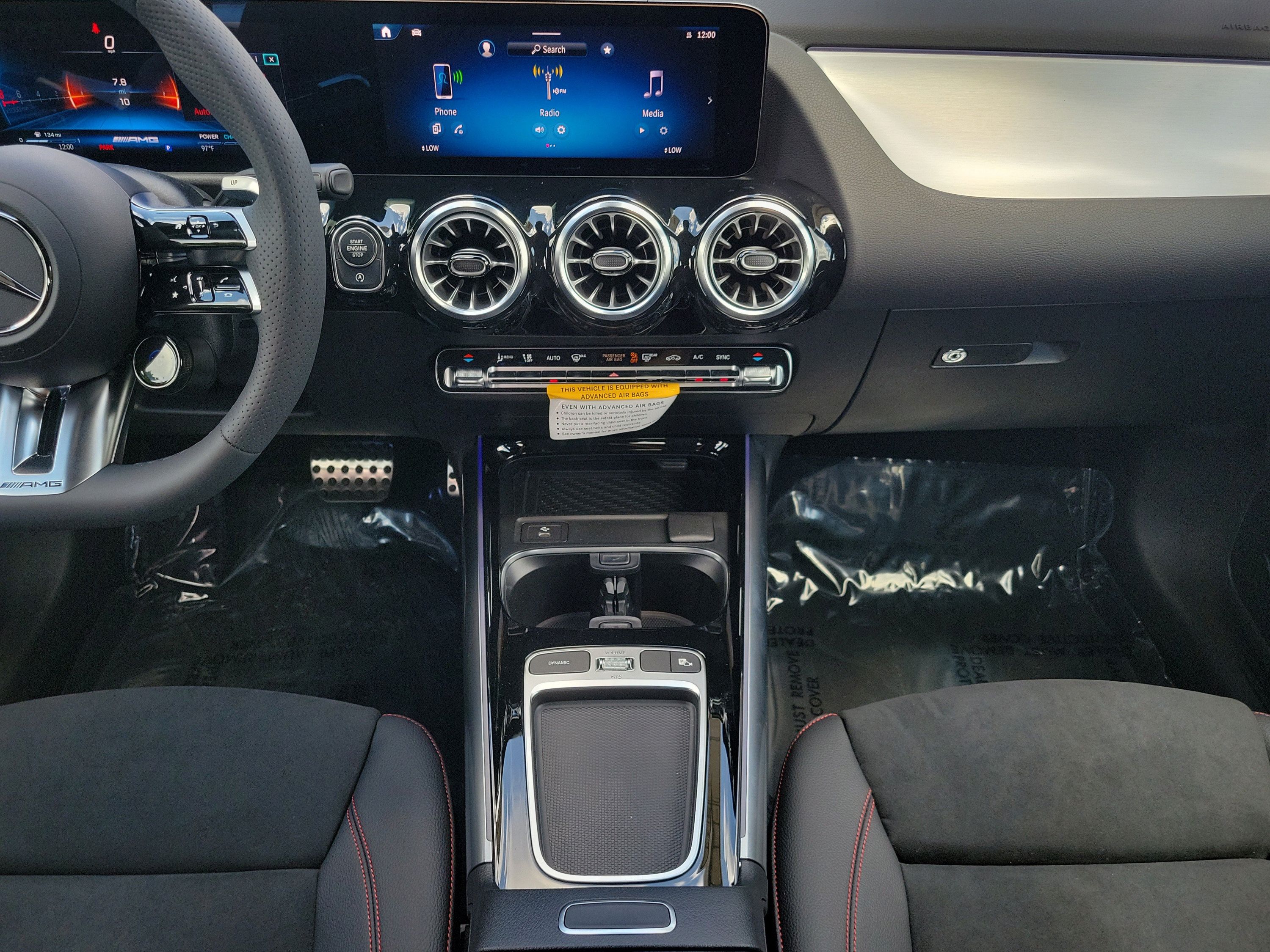 New 2026 Mercedes-Benz GLA 35 AMG 4MATIC image 14