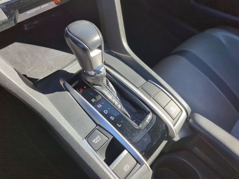 Used 2016 Honda Civic Touring image 27