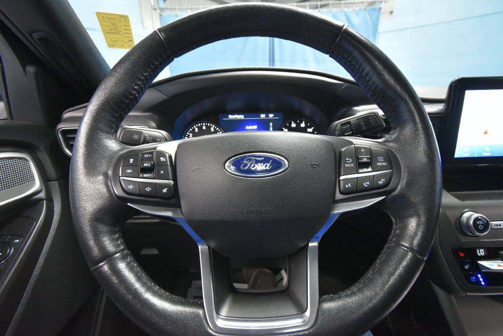 Used 2020 Ford Explorer Limited AWD/4WD image 12