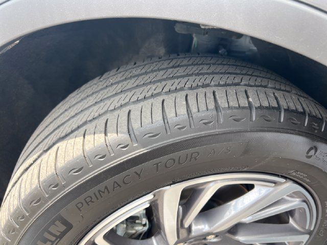 Used 2024 Lincoln Corsair AWD image 30