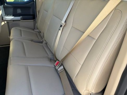 Used 2017 Ford F150 Lariat AWD/4WD image 12