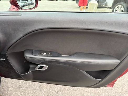 Used 2017 Dodge Challenger R/T RWD image 22