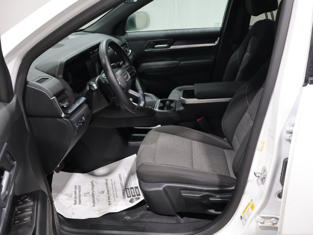Used 2026 GMC Terrain Elevation AWD/4WD image 9