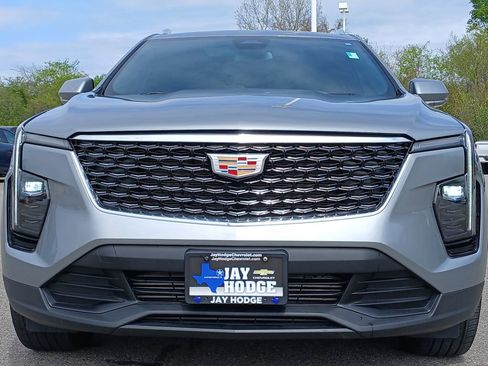 Used 2024 Cadillac XT4 Luxury w/ Cold Weather Package image 32