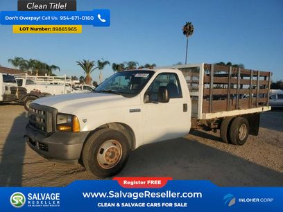 Used 2006 Ford F350 2WD Regular Cab DRW Super Duty
