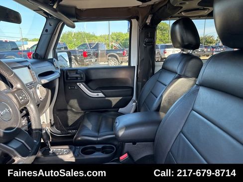 Used 2012 Jeep Wrangler Sahara w/ Dual Top Group image 44