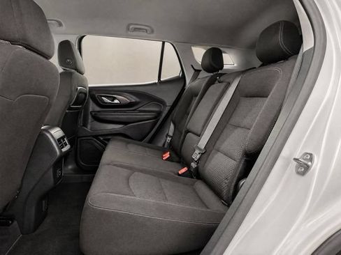 Used 2024 GMC Terrain SLE FWD image 11