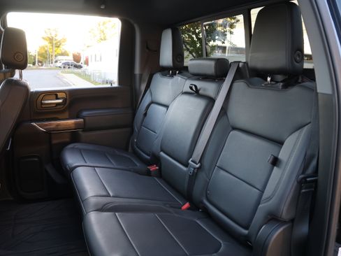 Used 2022 Chevrolet Silverado 2500 LTZ w/ LTZ Convenience Package image 36