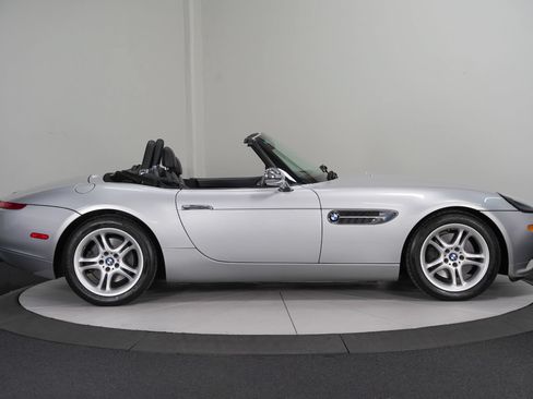 Used 2001 BMW Z8 RWD image 12