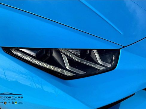 Used 2023 Lamborghini Huracan EVO image 22