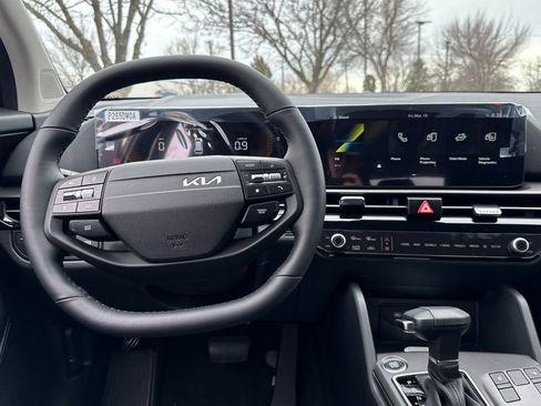 New 2026 Kia Sportage EX AWD/4WD image 14