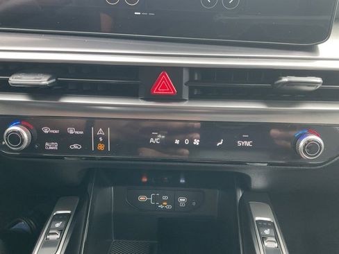 New 2026 Kia Sorento EX image 24