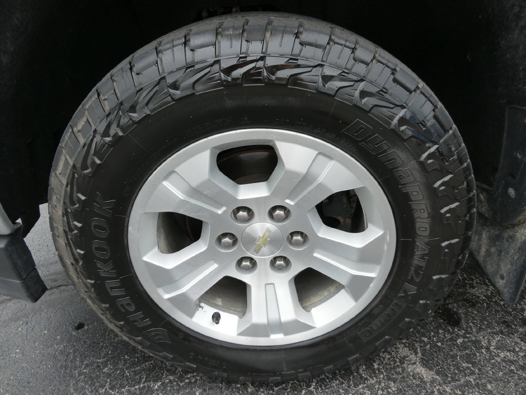 Used 2018 Chevrolet Silverado 1500 LT w/ All Star Edition AWD/4WD image 10