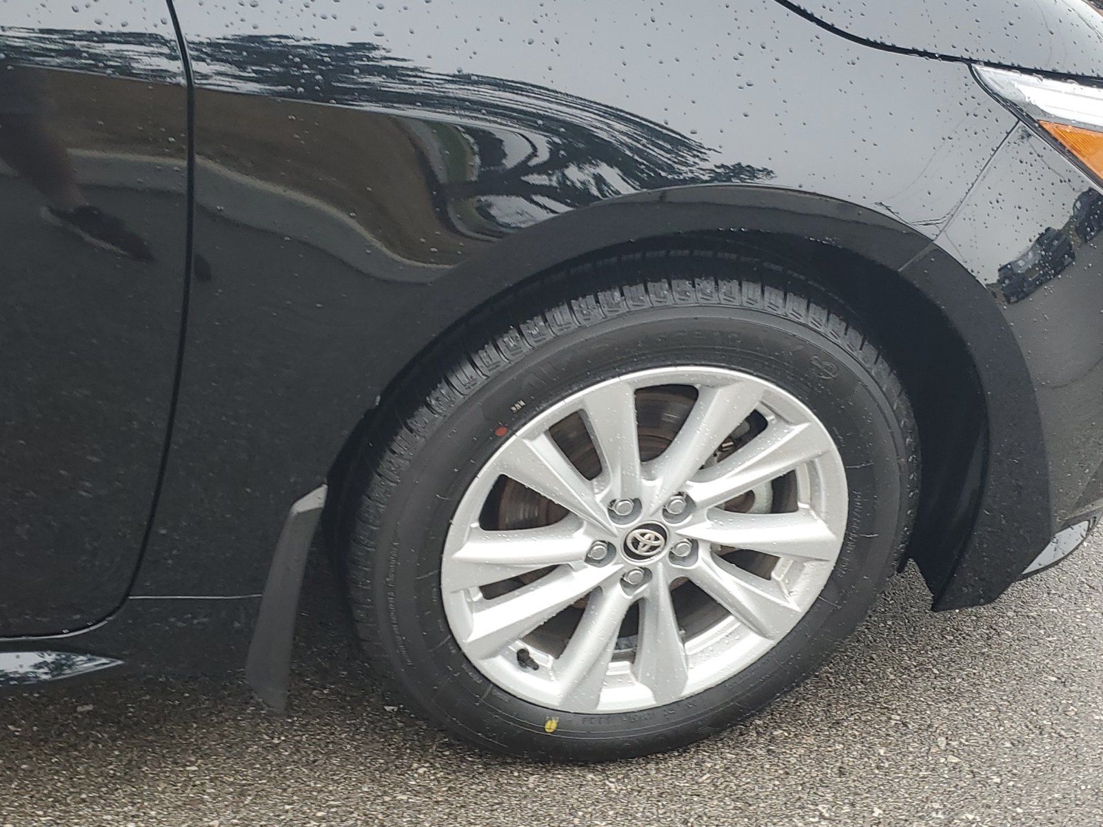 Certified 2024 Toyota Corolla XLE FWD image 5