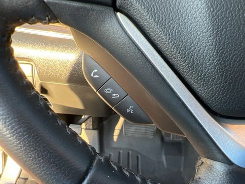 Used 2015 Honda CR-V Touring image 16