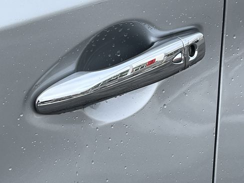 Used 2024 Nissan Murano SV image 12