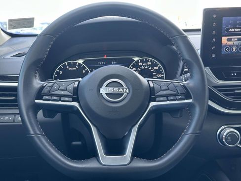 Used 2024 Nissan Altima 2.5 SR w/ SR Premium Package image 19