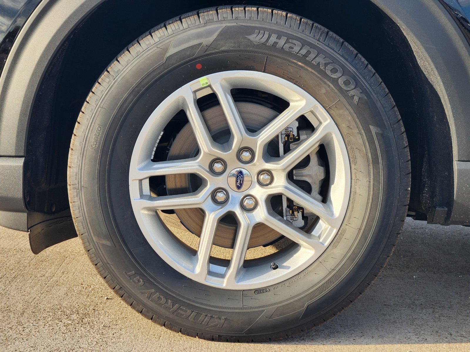New 2027 Ford Explorer Active RWD image 11