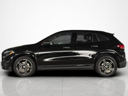 New 2026 Mercedes-Benz GLA 250 image 2