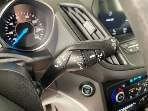 Used 2019 Ford Escape SE AWD/4WD image 12