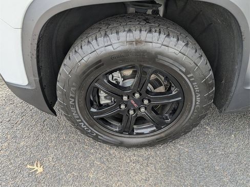 Used 2022 GMC Acadia AT4 w/ Technology Package image 29