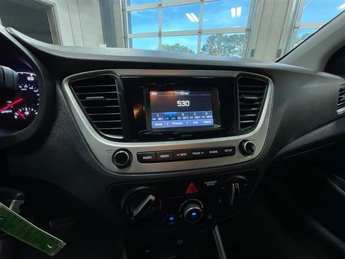 Used 2019 Hyundai Accent SE image 16