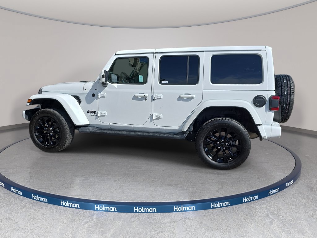 Used 2021 Jeep Wrangler Unlimited Sahara AWD/4WD image 9