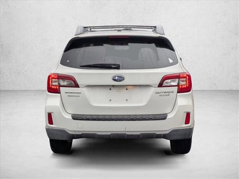 Used 2015 Subaru Outback 2.5i Limited image 6