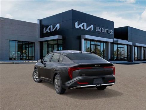 New 2026 Kia K4 LX image 4