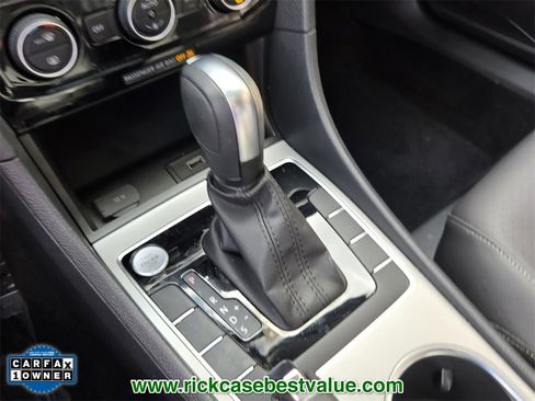 Used 2022 Volkswagen Passat 2.0T R-Line image 26