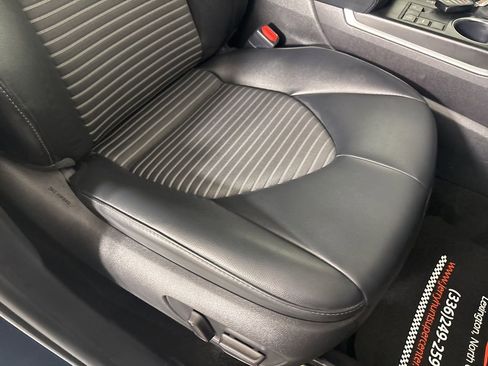 Used 2024 Toyota Highlander XSE image 34