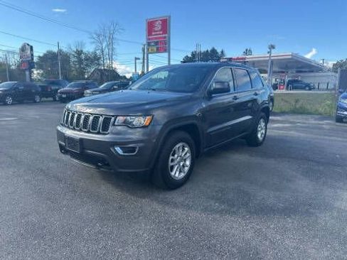 Used 2020 Jeep Grand Cherokee Laredo w/ Laredo X Package image 1