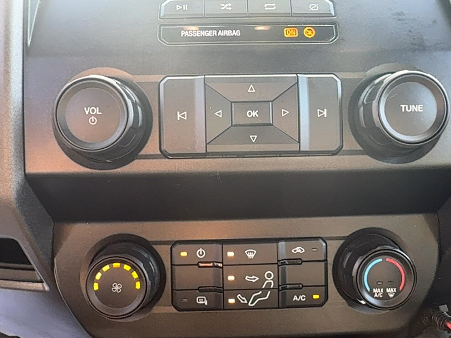 Used 2020 Ford F350 XL w/ Power Equipment Group AWD/4WD image 25