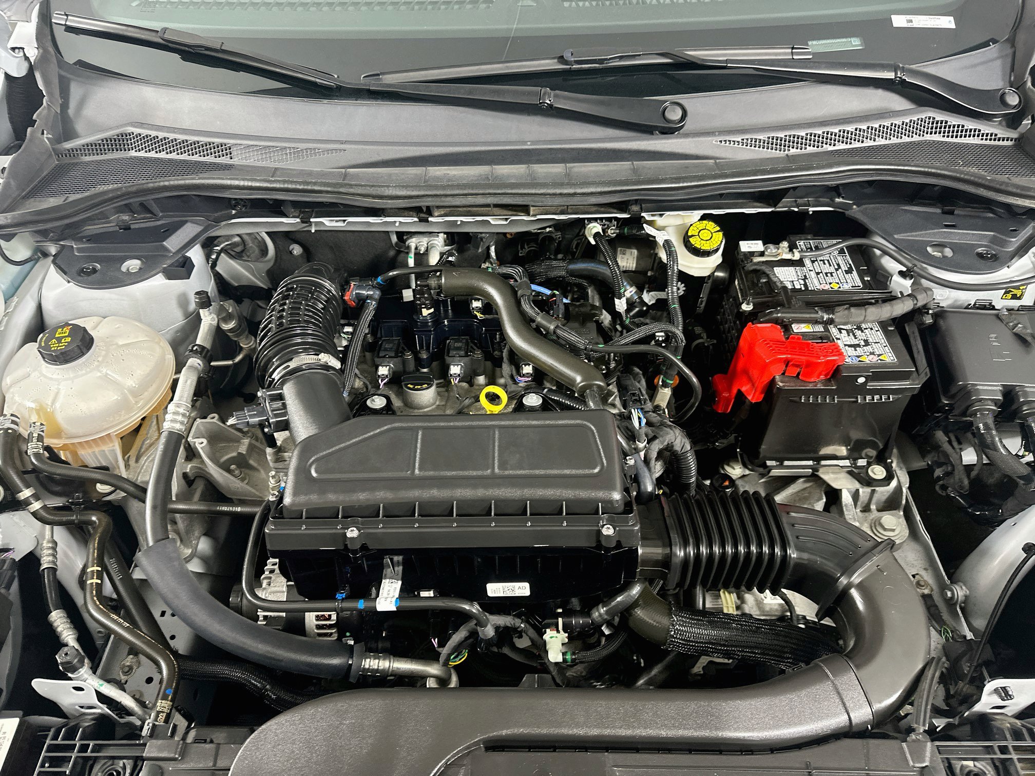 Used 2025 Ford Escape ST-Line FWD image 32
