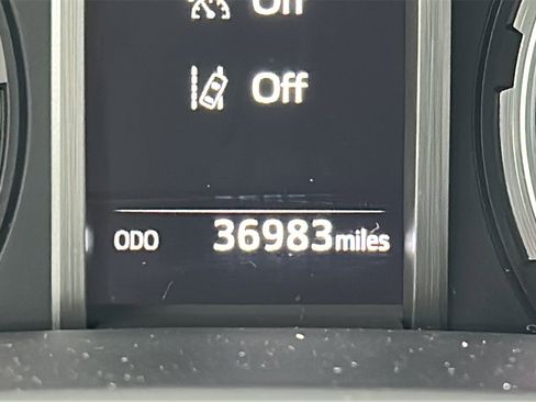 Used 2022 Toyota 4Runner Limited image 17