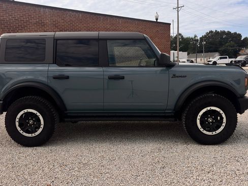 Certified 2023 Ford Bronco Big Bend w/ Sasquatch Package image 2