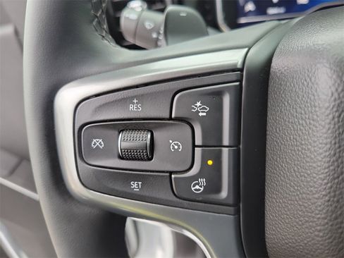 Used 2025 Chevrolet Silverado 1500 LT image 23