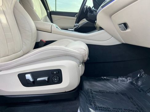 Used 2019 BMW X5 xDrive40i w/ Convenience Package image 31