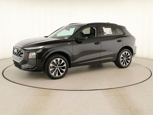 New 2026 Audi Q3 quattro 2.0T AWD/4WD image 13