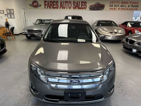 Used 2010 Ford Fusion Hybrid FWD image 1