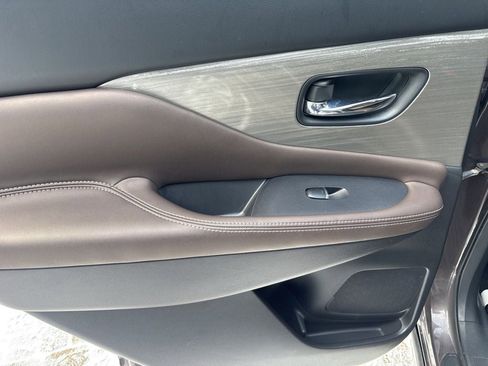 Used 2018 Nissan Murano SL w/ Moonroof Package image 26