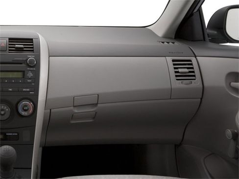 Used 2010 Toyota Corolla LE image 14