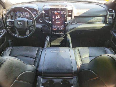 Used 2022 RAM 2500 Limited w/ Night Edition AWD/4WD image 10