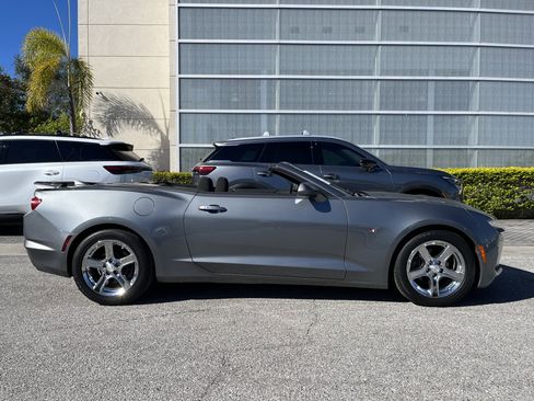 Used 2020 Chevrolet Camaro LT image 6